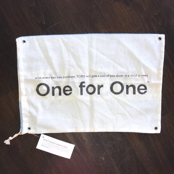 TOMS Shoe Dust Bag New with Tags 9” x 14” - Picture 2 of 3